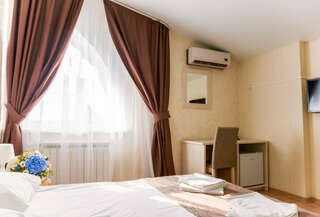 Отель Исаевский Тверь Стандартный двухместный номер с 1 кроватью или 2 отдельными кроватями-2