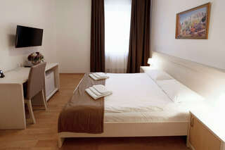 Отель Исаевский Тверь Стандартный двухместный номер с 1 кроватью или 2 отдельными кроватями-6